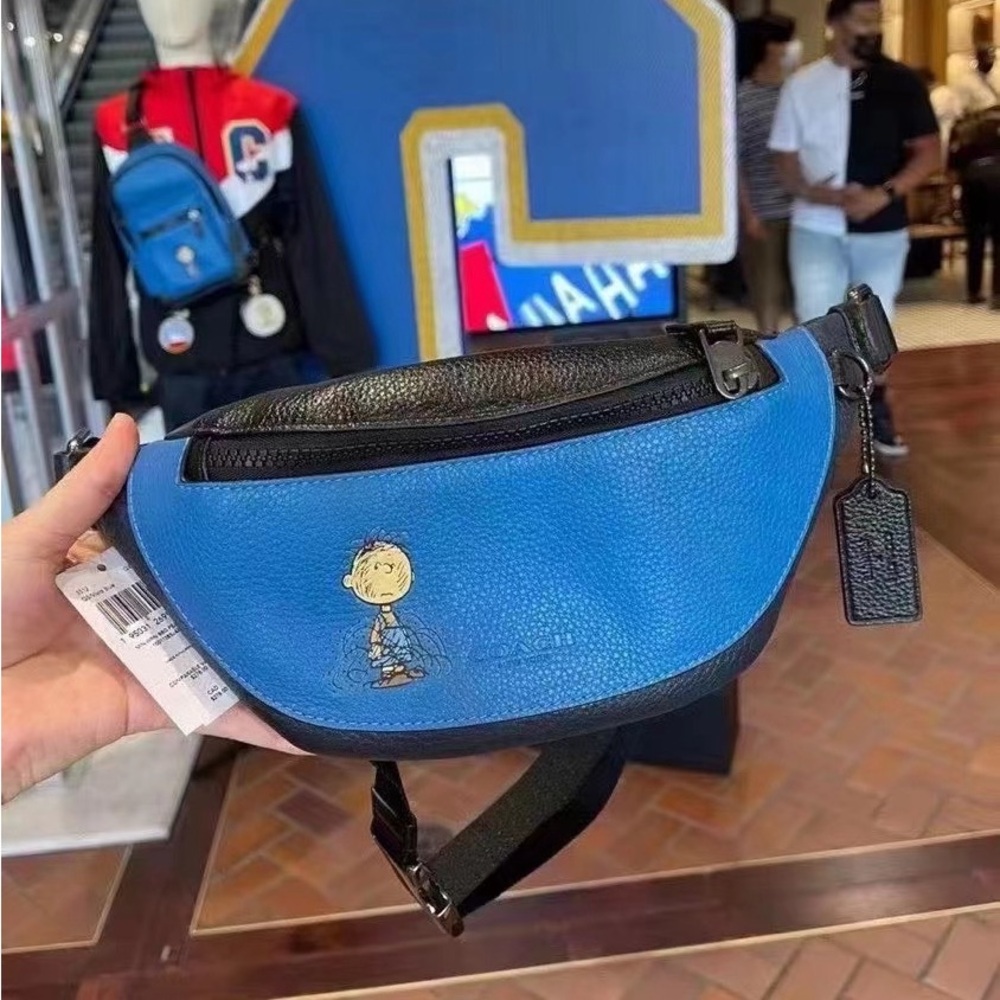 Coach 5512 Limited Edition X Peanuts Mini Warren Belt Bag With Pig Pen - Picture 5 of 7